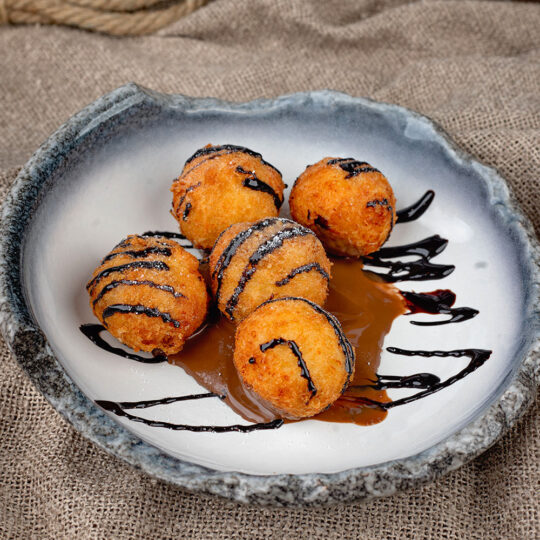 Papanași cu cremă de ciocolată