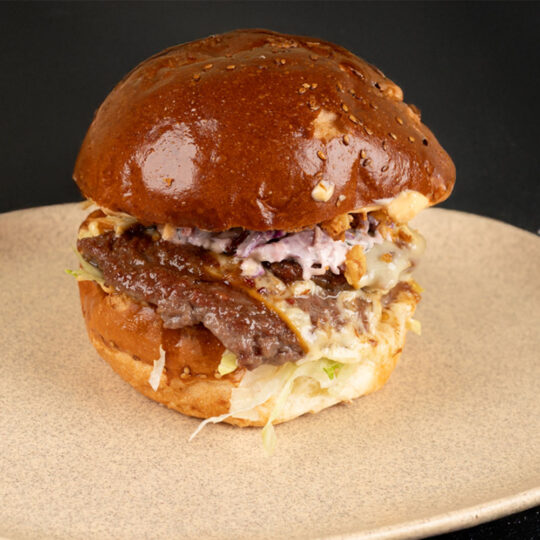 True Smash (+ cartofi cu parmezan și sos)